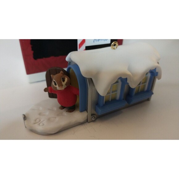 Hallmark Christmas Ornament 1996 Chipmunk Snowy Mailbox New Home - Picture 3 of 7